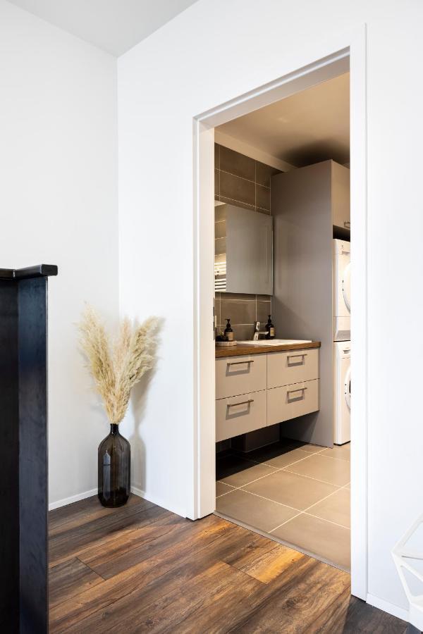 Loft-Style Duplex With Balcony In Downtown Reykjavik Apartment Luaran gambar
